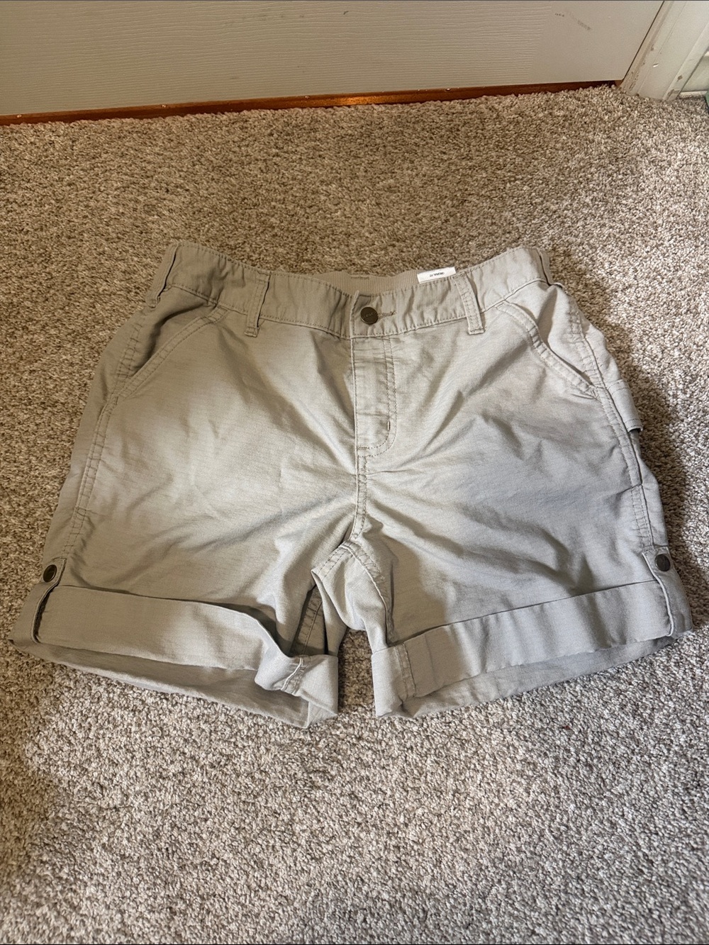 Carhartt Women's Roll-Cuff Utility Shorts in Light Gray